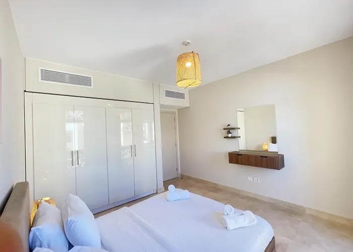 Panoramic & Cushy 3bdr Mangroovy Free Pool & Access Hurghada